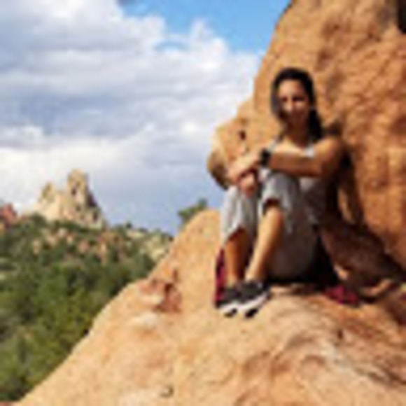 Meet your Posher, Kristy - Picture 1 of 1